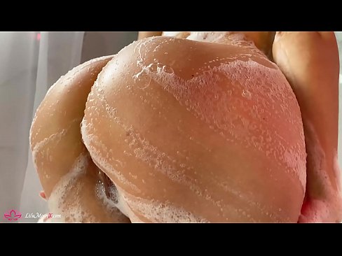 ❤️ La morena es masturba el cony amb un vibrador fins a un orgasme intens a la dutxa Vídeo de merda al porno ca.tradeis.top ❌️